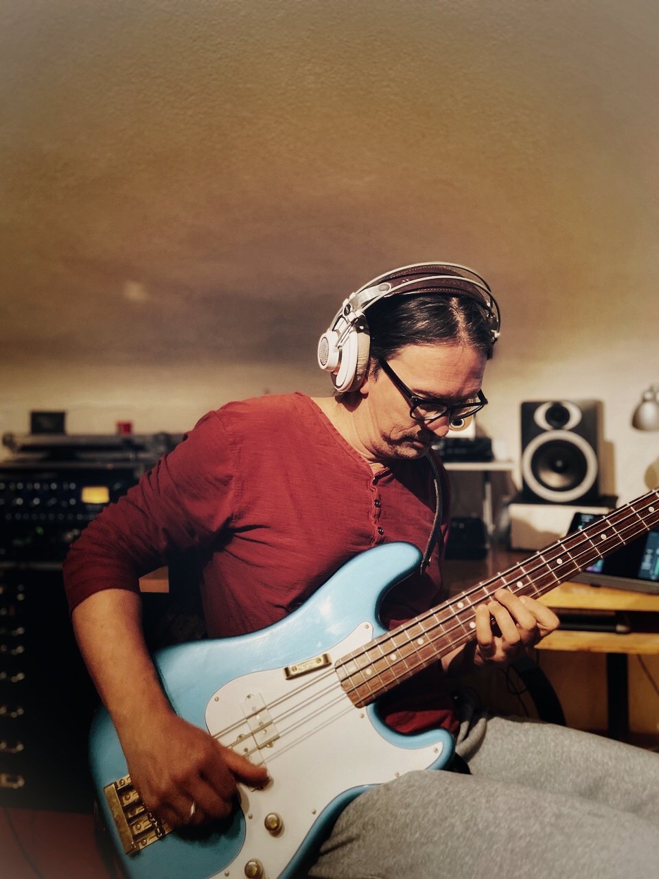 Steffen Knauss Bass Studio