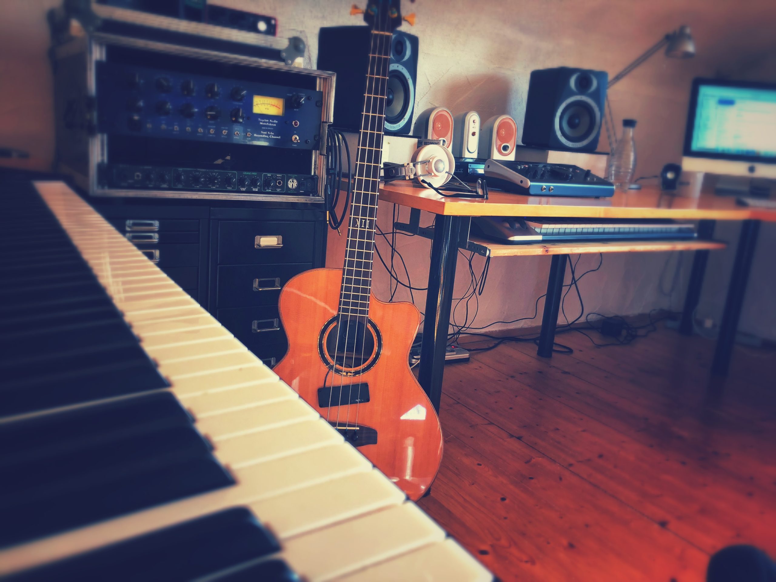 Bass Recording Studio